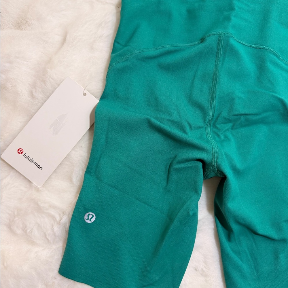 Lululemon Athletica Vibrant Green Shorts - Picture 5 of 9
